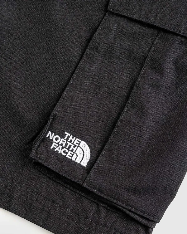 Shorts>The North Face Antiline Cargo Shorts Tnf Sort