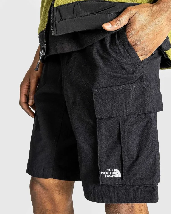 Shorts>The North Face Antiline Cargo Shorts Tnf Sort