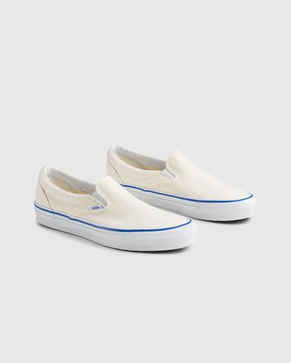 Sneakers>Vans Classic Slip-On Lx Classic White