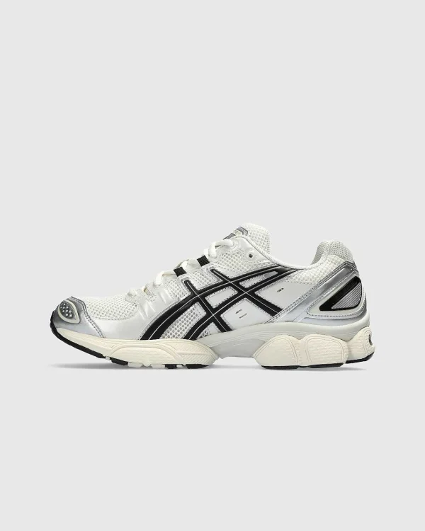 Sneakers>asics Gel-Nimbus 9 Creme/Sort