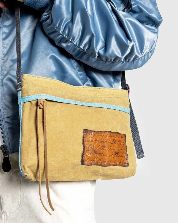 Tasker>Acne Studios Mini Messenger Bag Beige/Bla